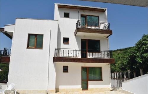 One-bedroom Apartment In Balchik