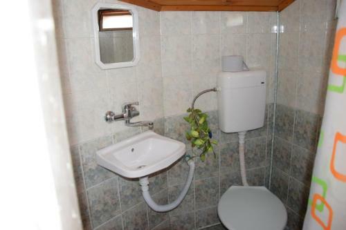 Hostal Guest Rooms Didi