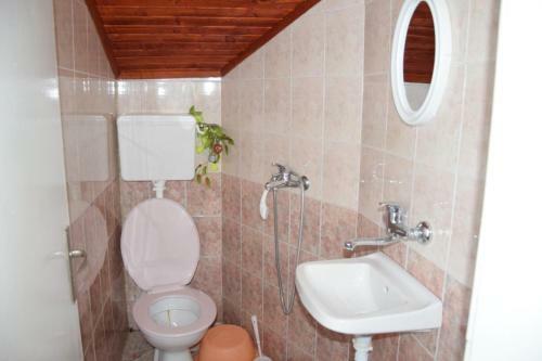 Hostal Guest Rooms Didi