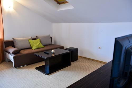 Hostal Guest House Khan Kadiata