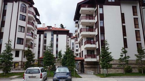 Tes Flora Apartments