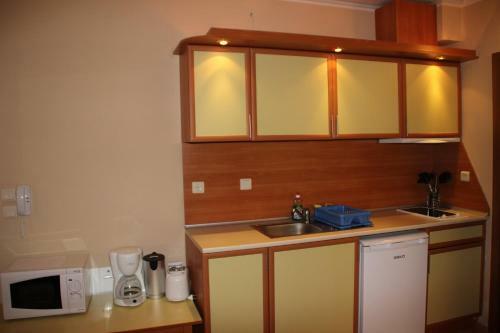 Pm Services Sequoia Apartment