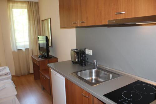 Hotel Pm Services Villa Park Apartments