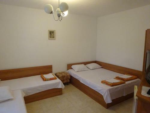 Hostal Guest House Hris