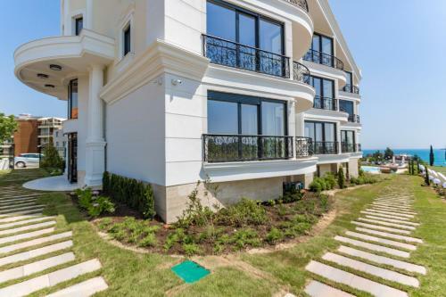 Apartments In Complex Sunny Island Deluxe