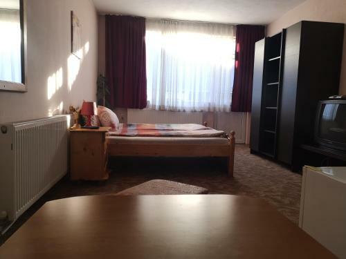 Hostal Andreevi Guest House