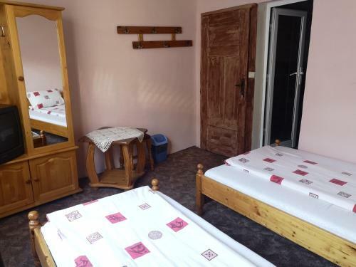 Hostal Andreevi Guest House