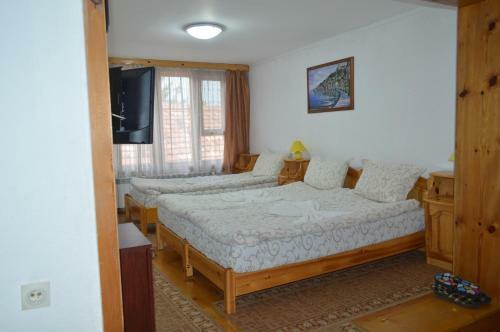 Hostal Baba Dora Guesthouse