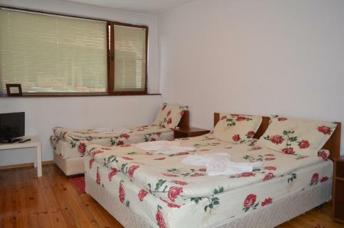 Hostal Baba Dora Guesthouse