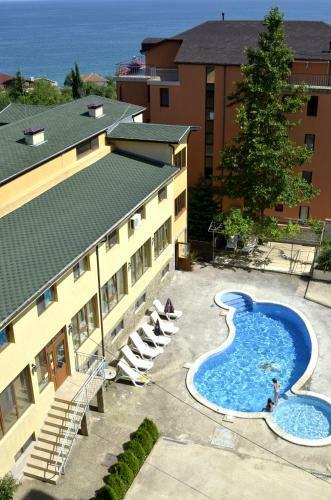 Hostal Golden House Private Aps