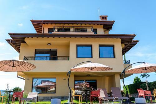 Hotel Villa Em