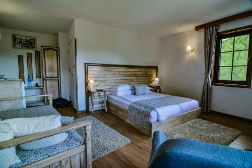 Hostal Manoleva House