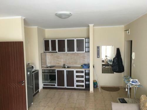 Apartment In Apolon 2