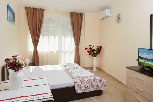 Feniks Apartments