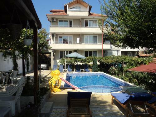 Hostal Guest House Drazhev