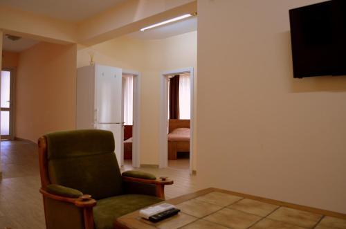 Apart Center 22/7