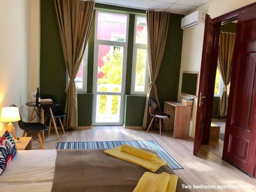 Hostal Skyler Guest House