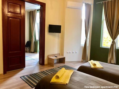 Hostal Skyler Guest House