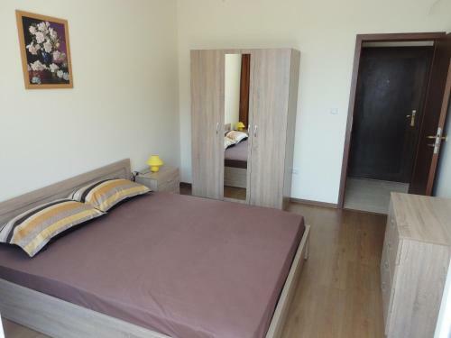 Veleka Apartments