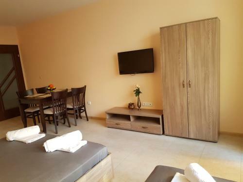 Veleka Apartments