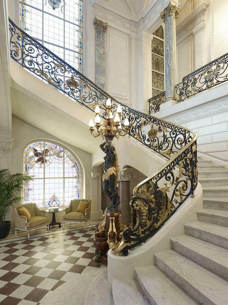 Hotel Shangri La Paris