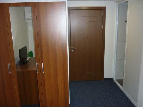 Hostal Yalta Guest House