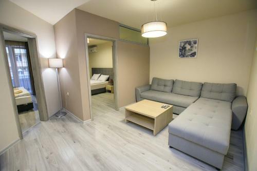 K&m Apartments