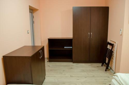 Hostal Guest House Dinevi