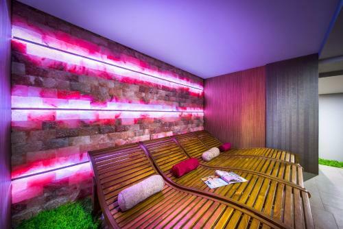 Central Point Boutique Hotel