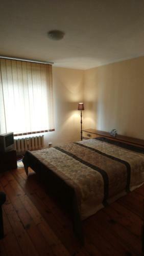 Apartamento 17, Gladstone House