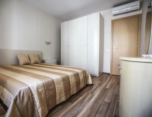 Apartamento Lubata Residence