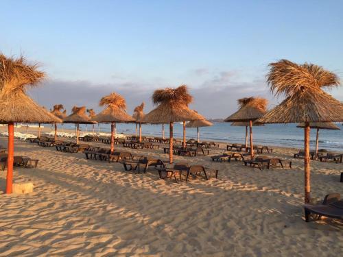 Hasienda Beach Apartments