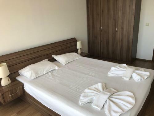 Lazur 5 Nadezhda Apartment