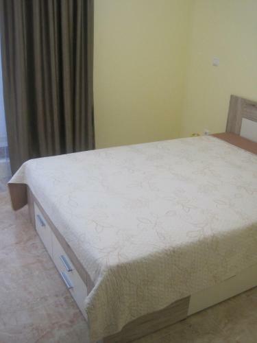 Admiral Apartment