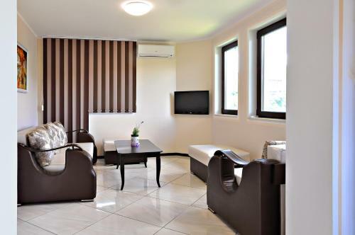St George Apartment