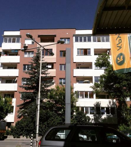 Apartment 17
