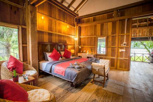 Hotel Kampot River Residence
