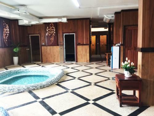 Bayon Era Hotel