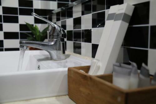 Bed & Breakfast Ratana Villa