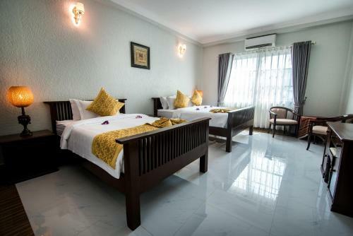 T-easy Crystal Hotel
