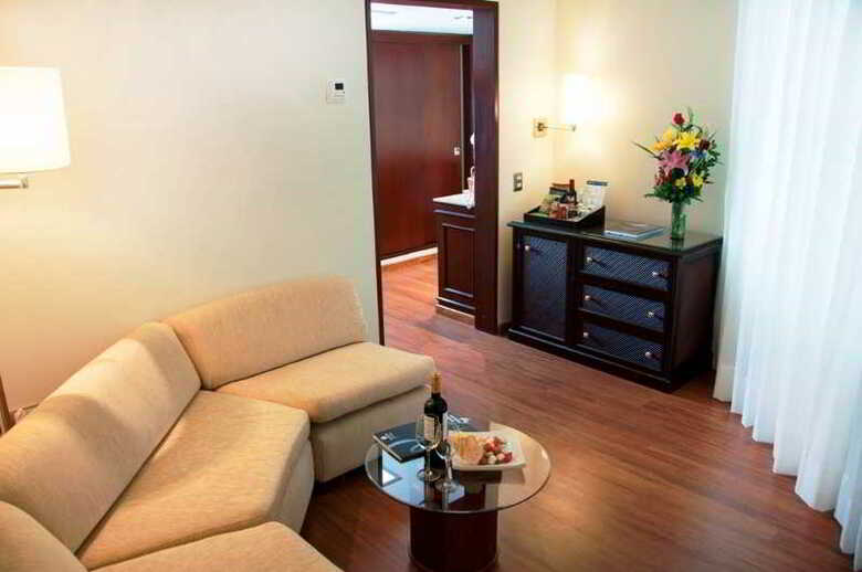 Hotel Estelar Miraflores