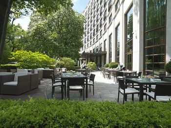 Hotel The Charles