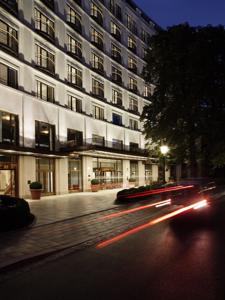 Hotel The Charles