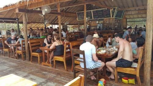 Hotel Lime Beach Bungalows