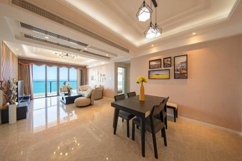 Yu Mansion Sea View Holiday Apartment