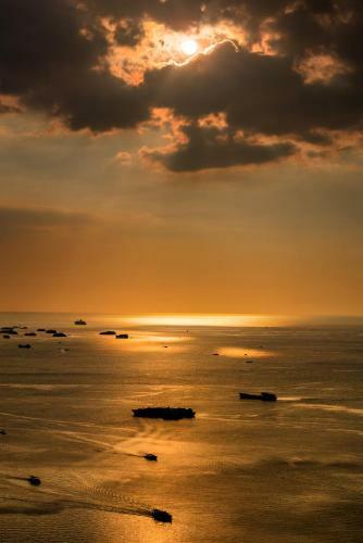 Chujian Qinghai Seaview B&B