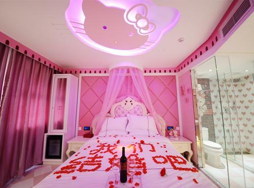 Crystal Theme Hotel