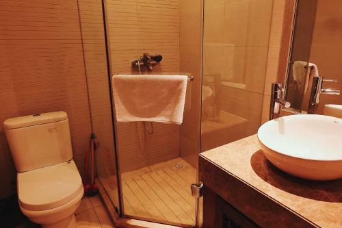 East Apartments - Serviced Apartment Unit 4