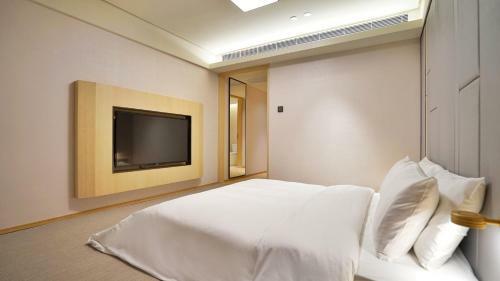 Ji Hotel Beijing Shijingshan Wanda West