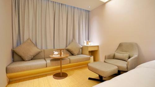 Ji Hotel Beijing Shijingshan Wanda West